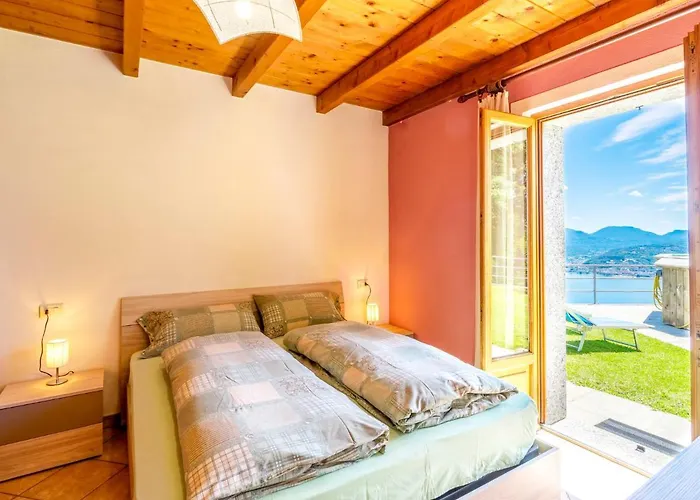 Lo Scoiattolo By Interhome Σπίτι διακοπών