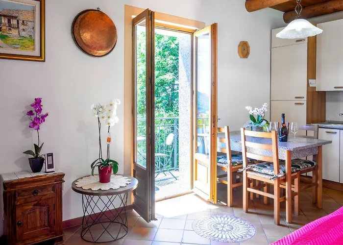 Σπίτι διακοπών Lo Scoiattolo By Interhome